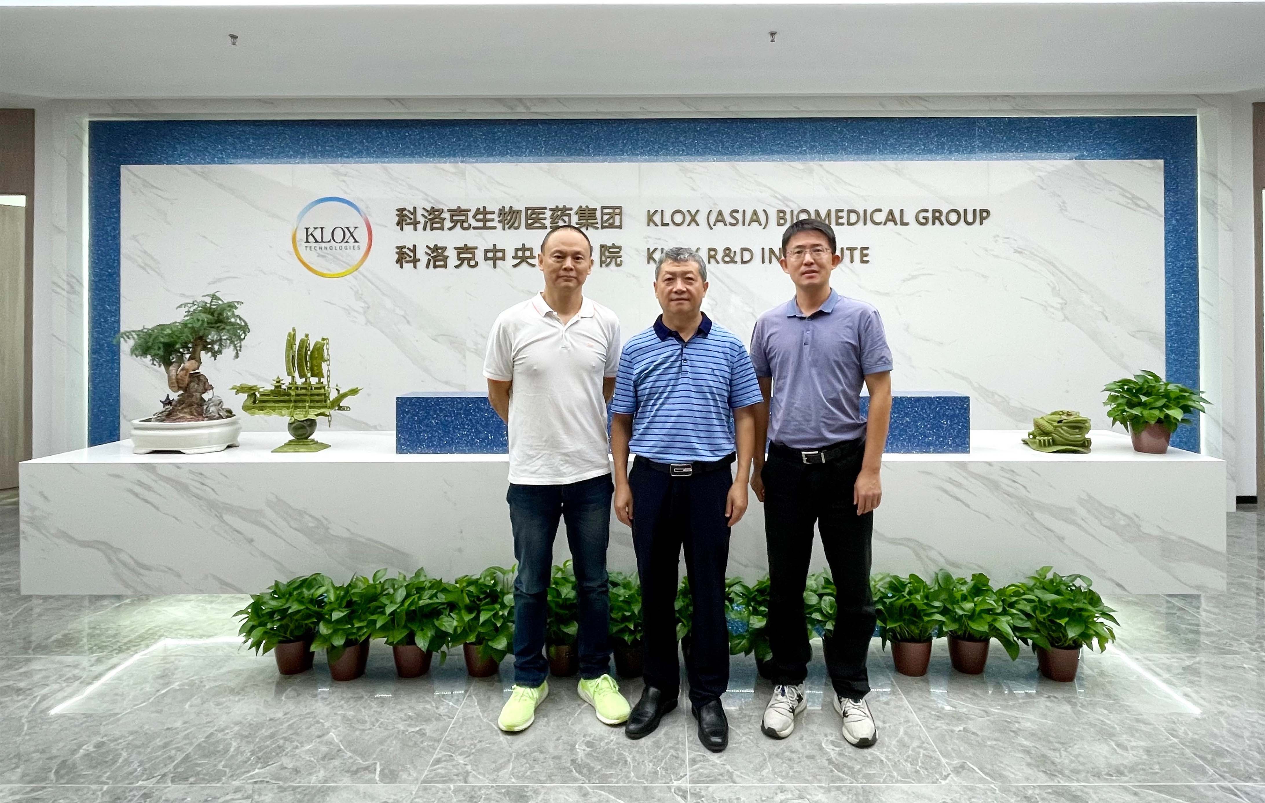 南方醫(yī)科大學(xué)教研室主任鄧凡教授蒞臨科洛克參觀交流